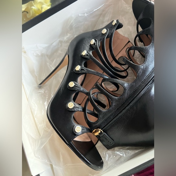 Gucci Black Leather Aneta Open Toe Zipper Sandals Size 39 - Picture 4 of 13